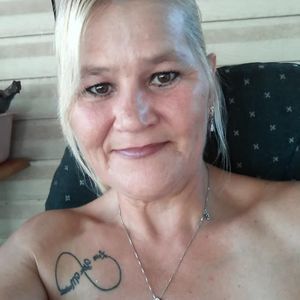 Meet your Posher, Rochelle